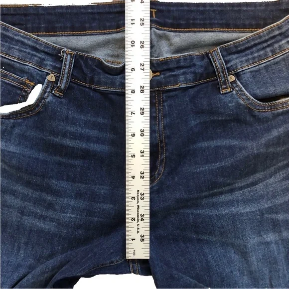 Kut from the Kloth Slouchy Boyfriend Jeans - Picture 10 of 11